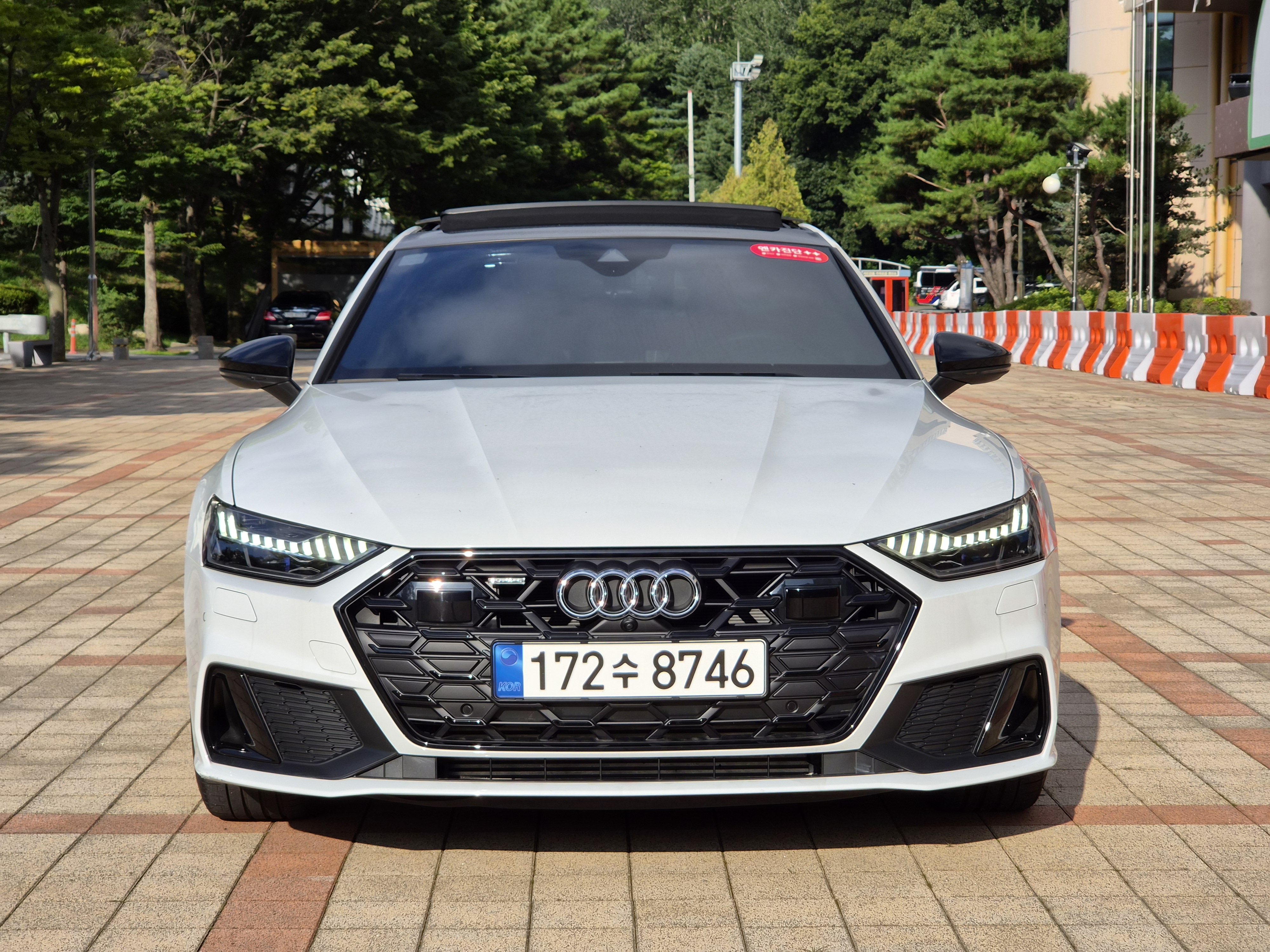 아우디 A7 (4K) 55 TFSI 2