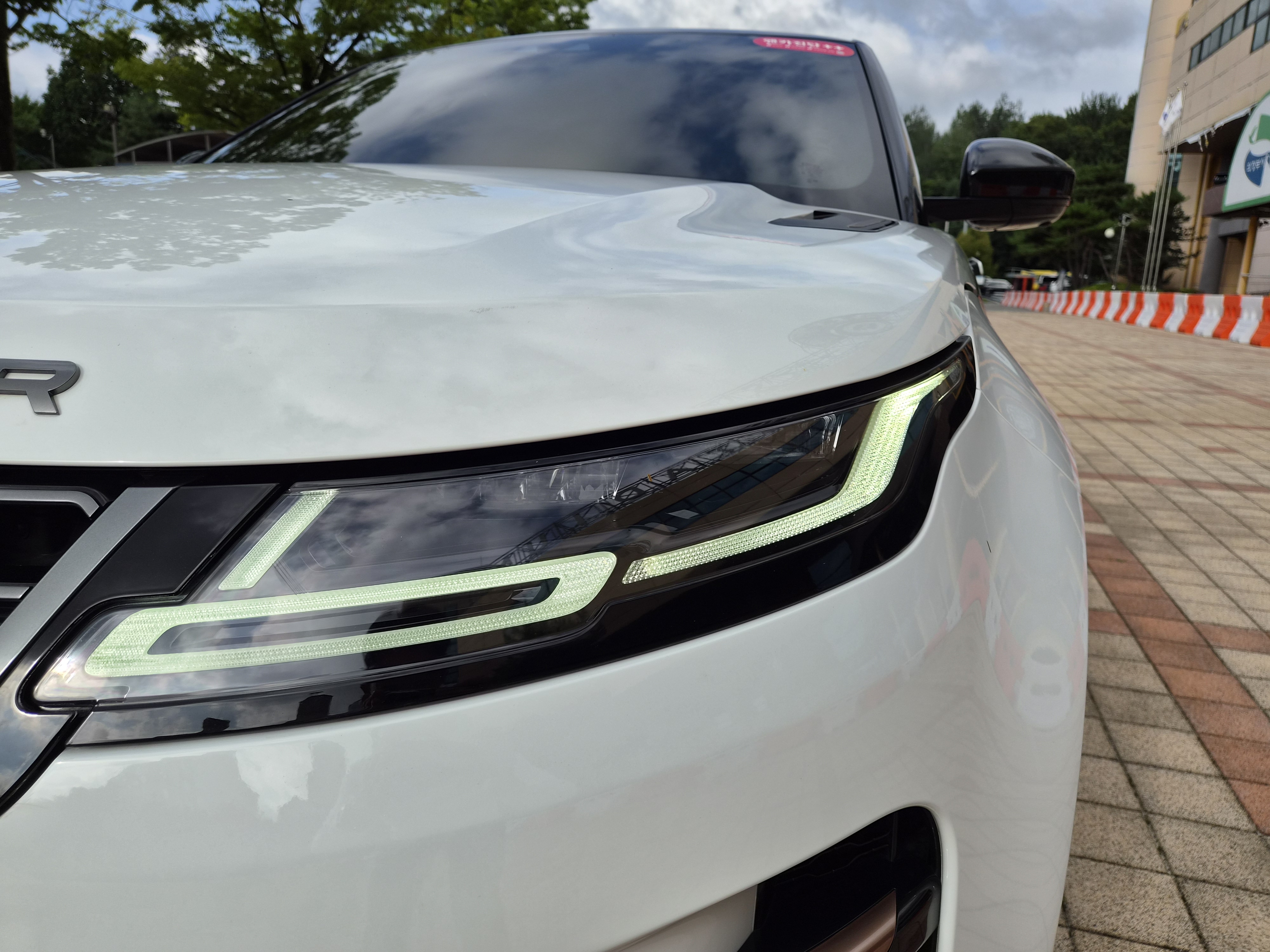 랜드로버 레인지로버 이보크 2세대 D180 R-다이나믹 5